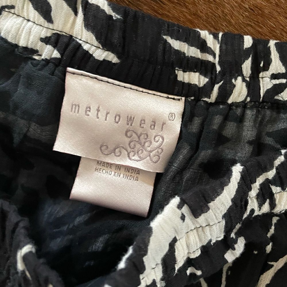 NWT”METRO WEAR”  - Picture 3 of 7